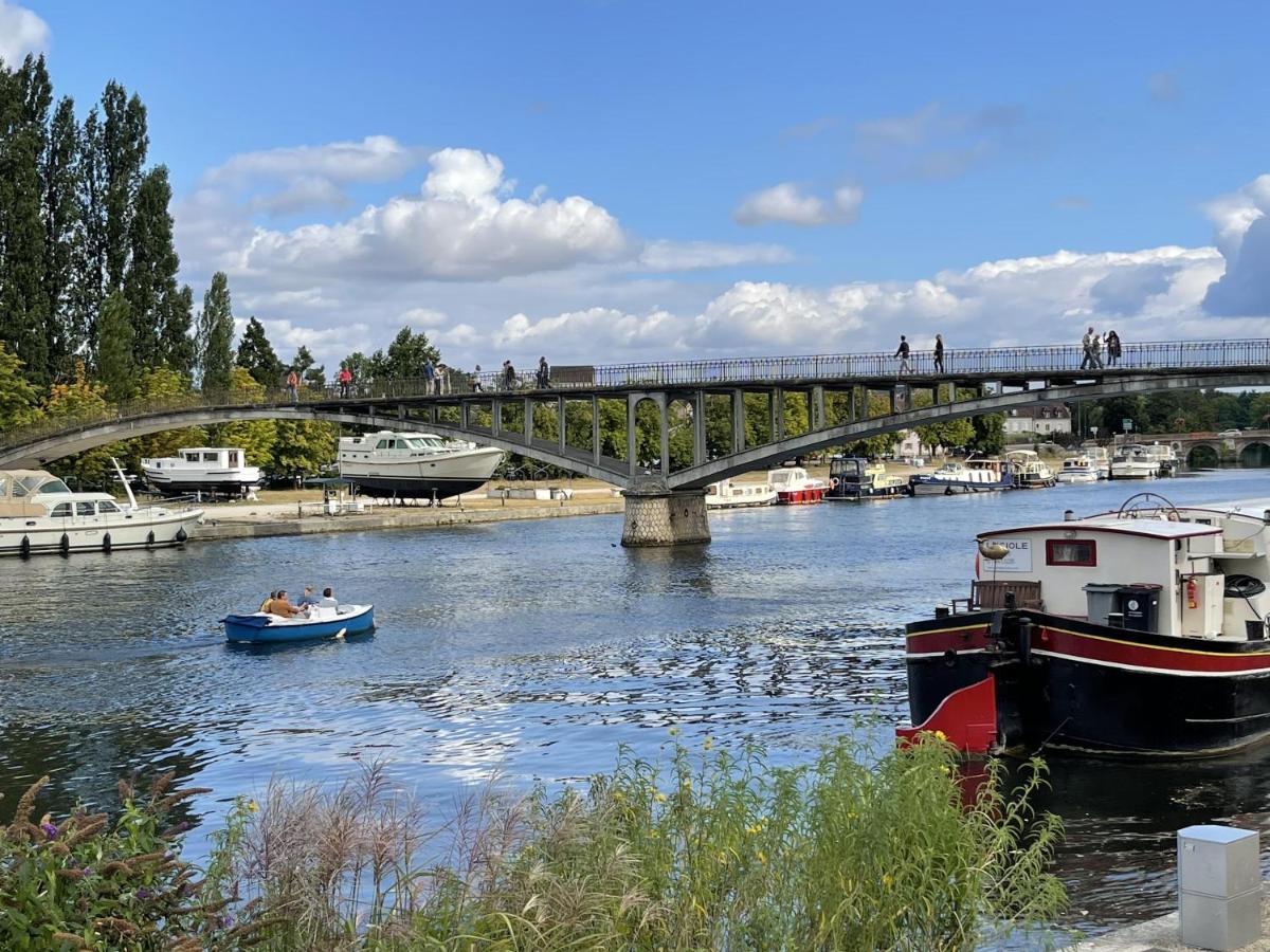 Le Paul Bert Les Quais 2 Personnes * Auxerre